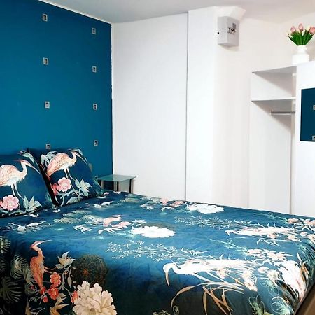 Jolie Appartement Avec 2 Chambres Partagees Paris Eksteriør billede