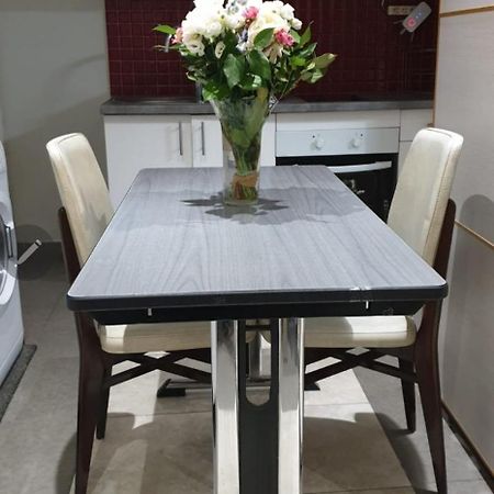 Jolie Appartement Avec 2 Chambres Partagees Paris Eksteriør billede