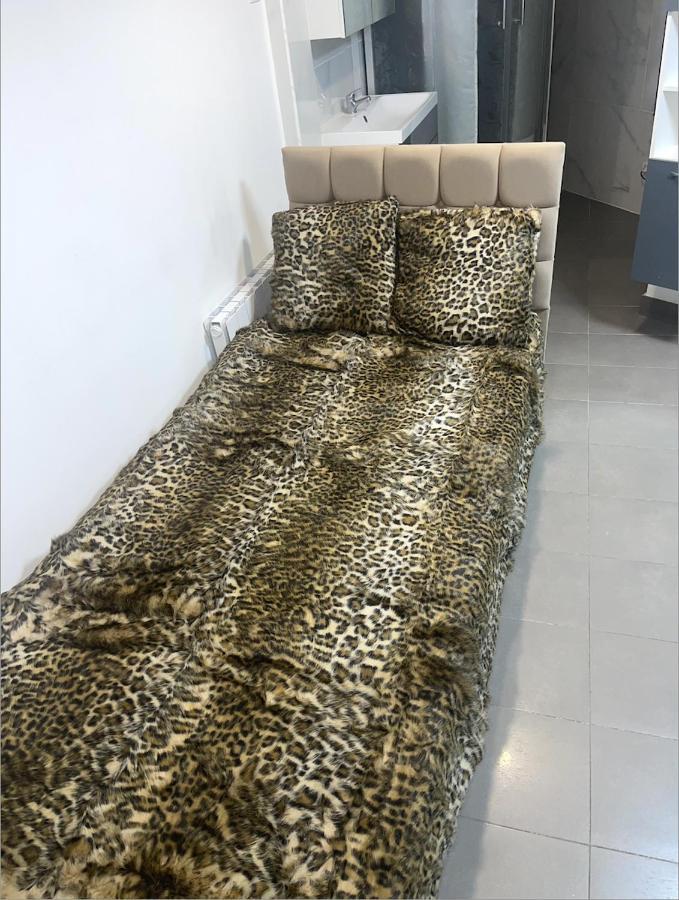 Jolie Appartement Avec 2 Chambres Partagees Paris Eksteriør billede